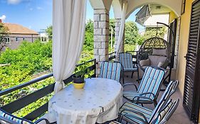 Apartment Ana - Big350 By Interhome